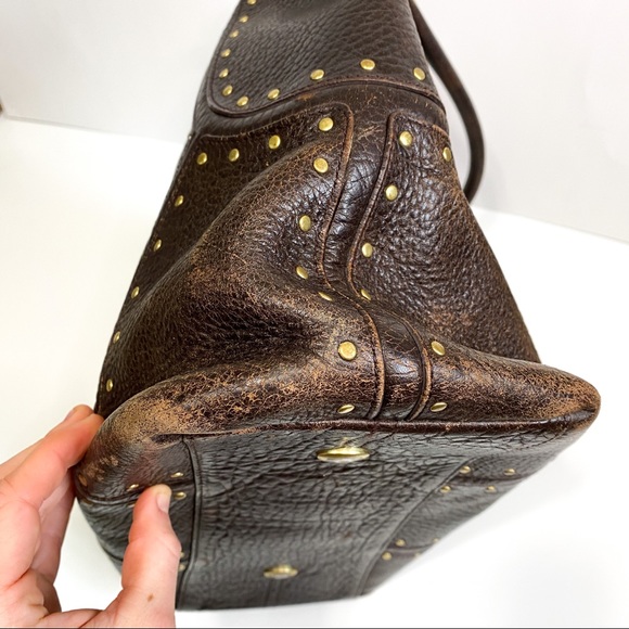 KENNETH COLE New York Brown Pebble Leather Studded large Shoulder Bag - Picture 5 of 7